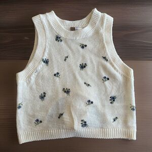 H&M Divided Women’s Tank Sweater White w/Blue Flowers Sleeveless Bow Size Small